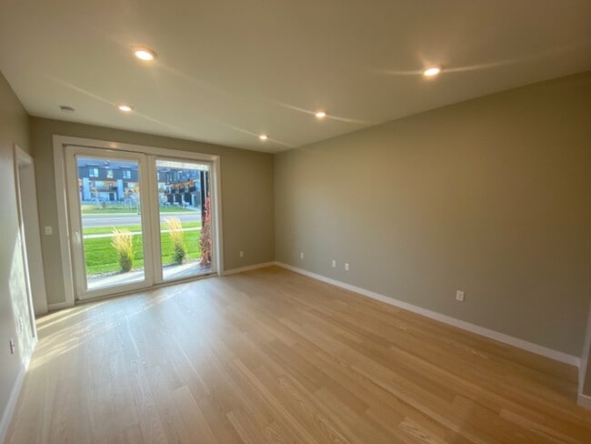 Photo - 476 Enterprise Blvd Unit 119