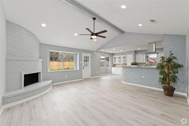 Building Photo - 12707 W Club Ln Rental