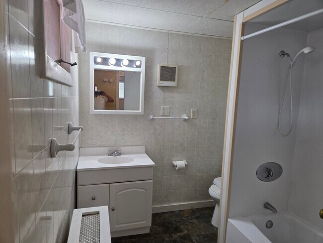 Photo - 21 Olney St Unit 1