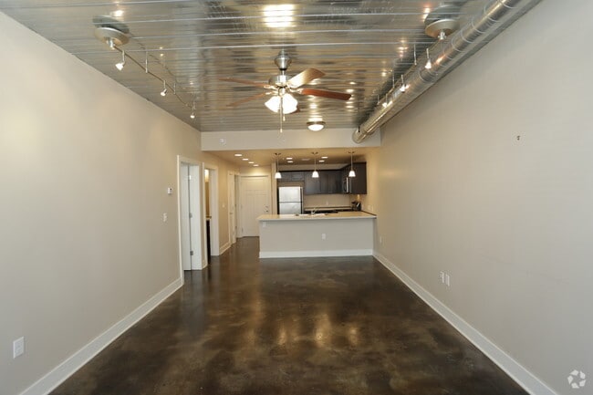 1BR, 1BA - B1_750 SF - 901 Lofts
