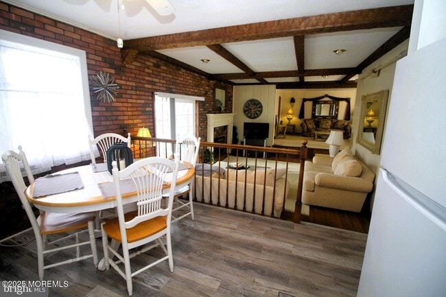 Photo - 1936 Merrimac Dr