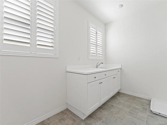 Photo - 101 Hemisphere