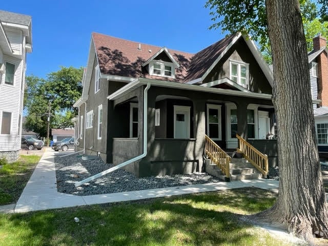 Building Photo - 1105 5th Ave S Unit 2 Rental