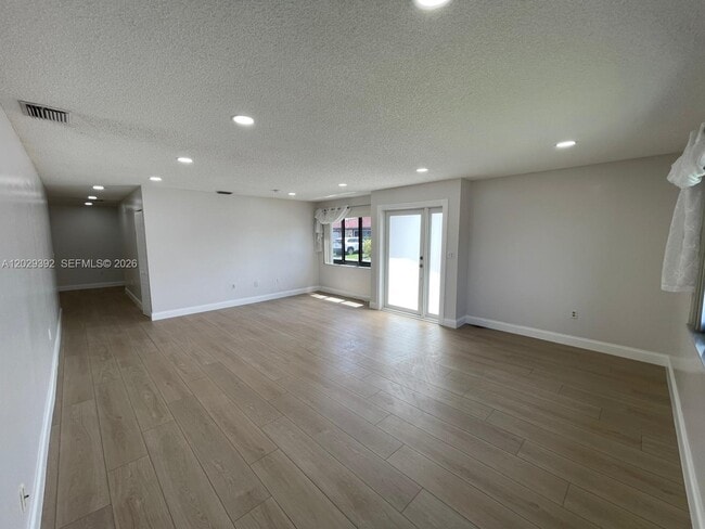 Photo - 1727 SW 136th Pl