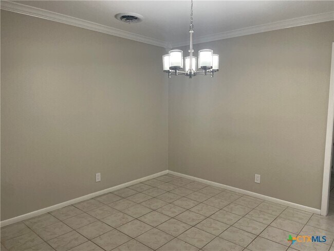 101 Rio Vista Dr