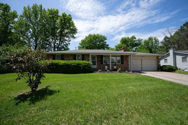 Charming Home in Valley View Gardens - Charming Home in Valley View Gardens