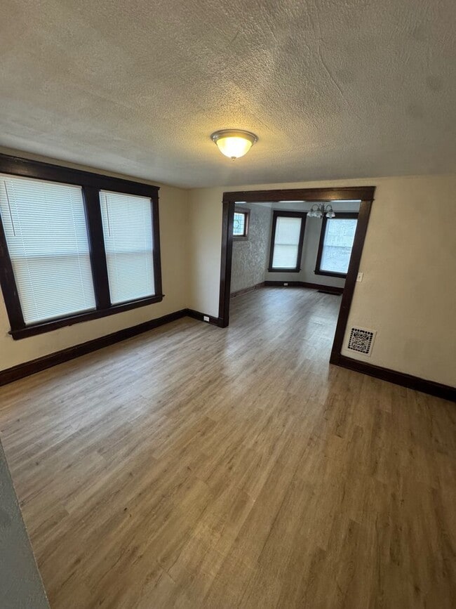 Photo - 3245 W 99th St Unidad DN