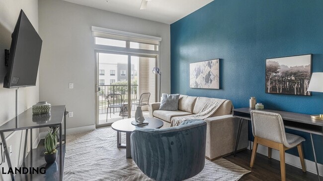 Photo - 1900 Airport Commerce Dr Unidad 2219