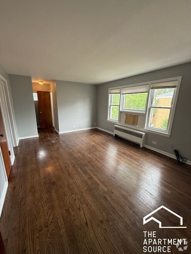 Building Photo - 6721 N California Ave Unit 2E Rental