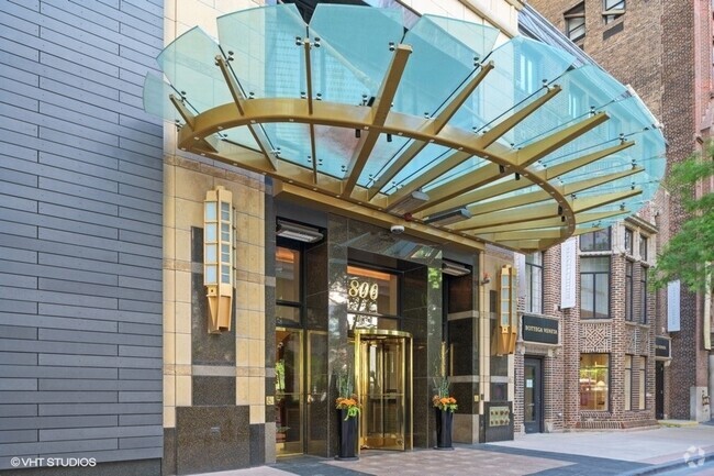 Building Photo - 800 N Michigan Ave Unit 4102 Rental