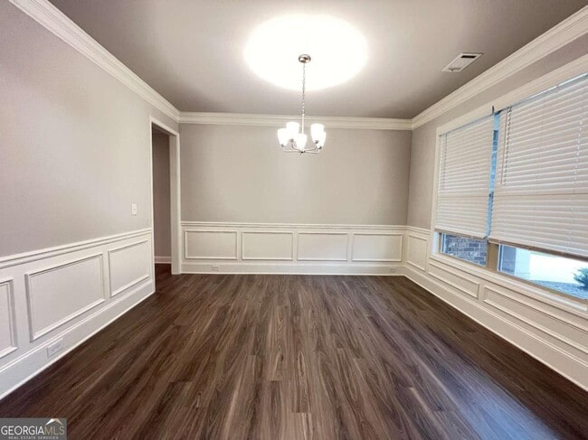 Photo - 4675 Silver Oak Dr SW