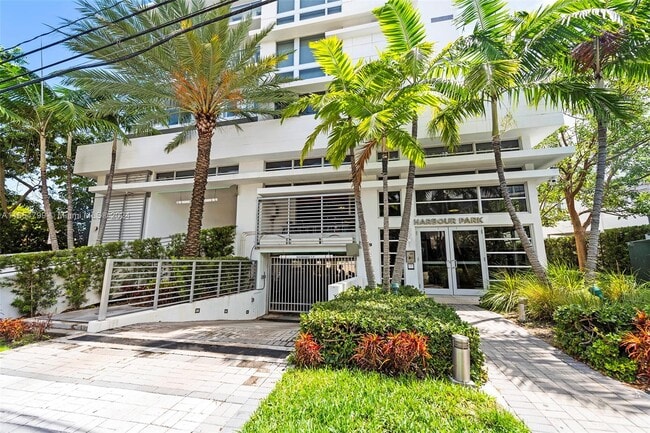 Photo - 9901 E Bay Harbor Dr Unit #503
