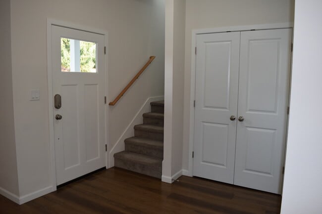 Photo - 836 SE Linden Ct Unit 836