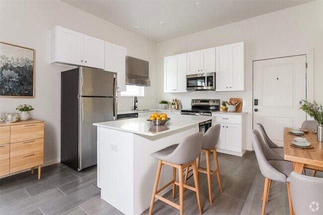 Building Photo - 7806 Clearview St Unit 1A Rental