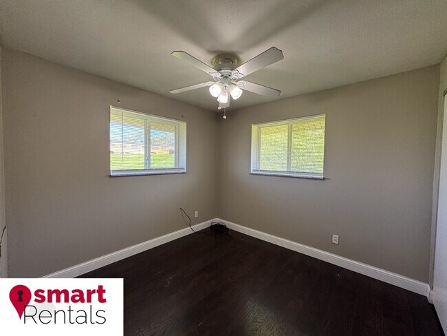 Photo - 497 S Holmes Ave