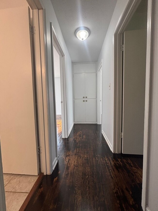 Photo - Beautiful 3 bedroom 1 bath house!