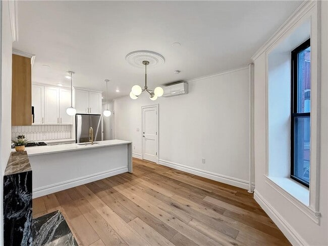 Photo - 249 11th St Unidad 1