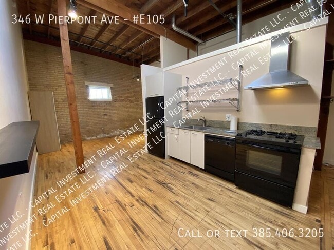Photo - 346 Pierpont Ave