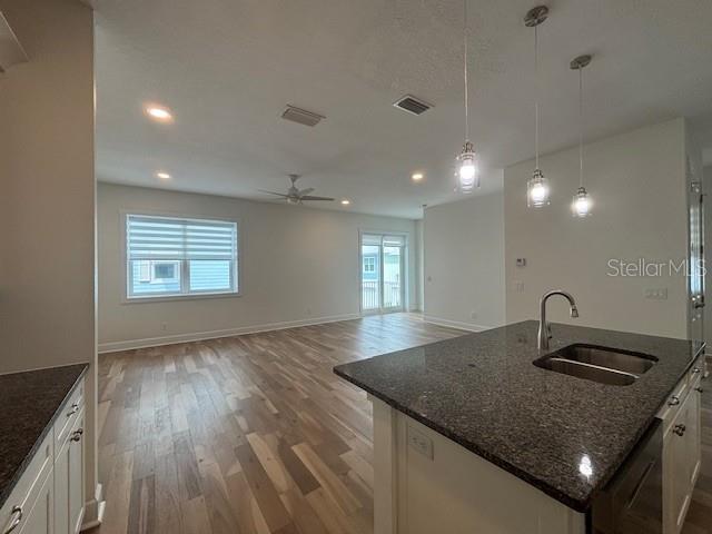 Photo - 821 Oak Bend Ln