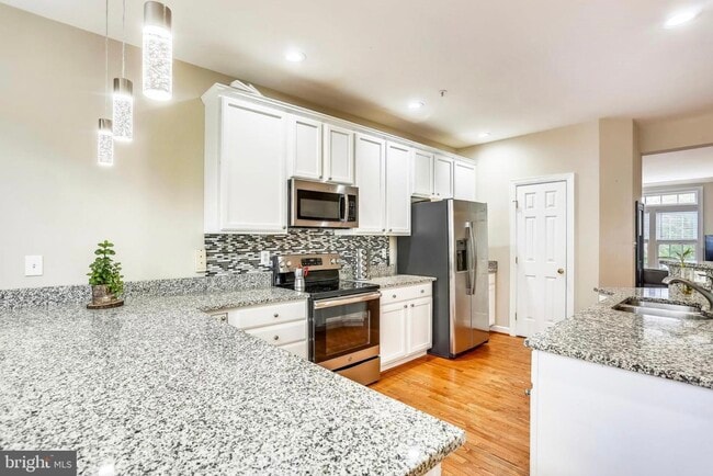 Photo - 8 Rockingham Ct