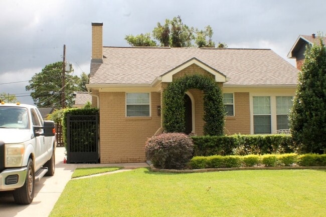 Building Photo - 8234 Bonner Dr Rental