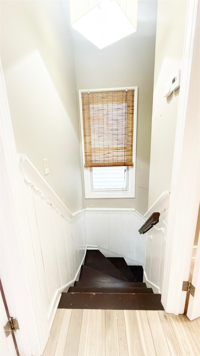 Photo - 6013 Buchanan Pl