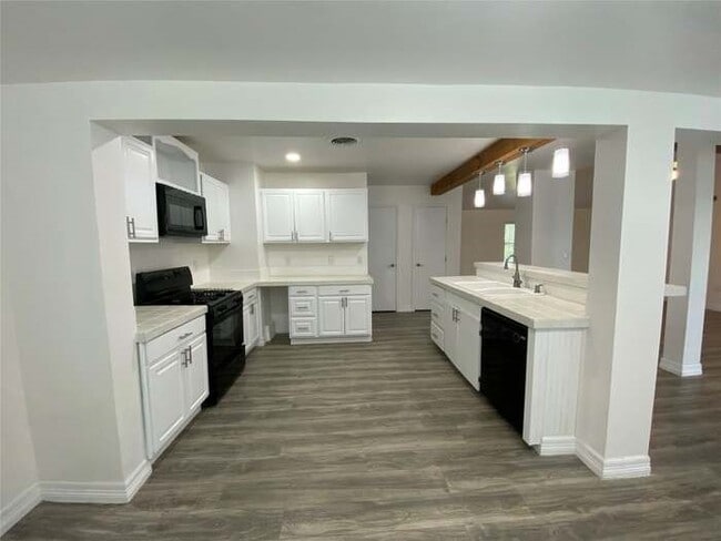 Photo - 1402 Avenue K