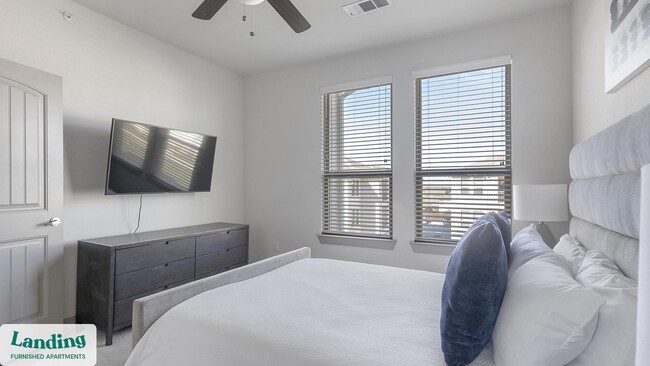 Photo - 12500 Shadowglen Trce Unidad 10303