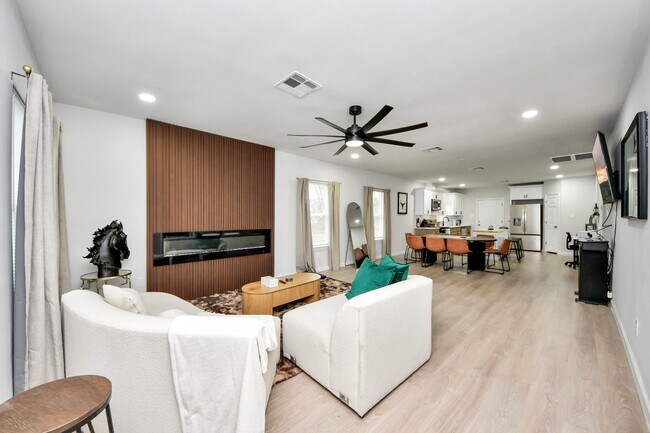 Photo - 2811 Winbern St