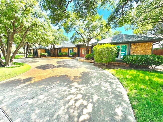 Building Photo - 9306 Utica Dr Rental