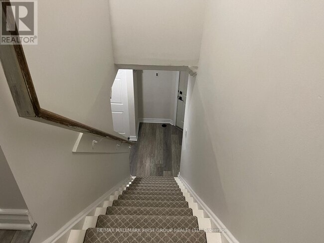 Photo - 1010 Glen St Unit 141