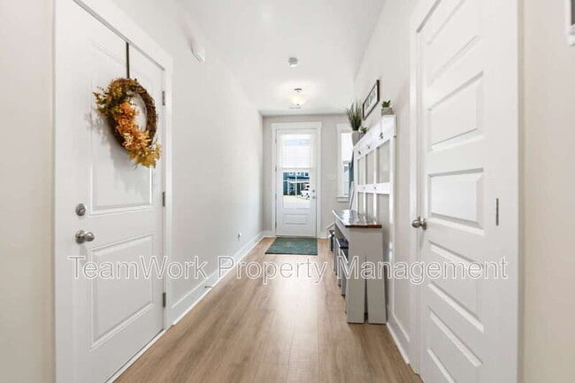 Photo - 7722 Park Gate Dr