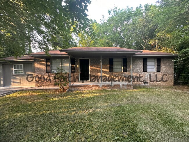 Photo - 2703 Smith Dr House