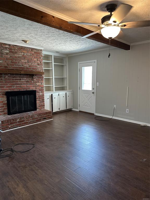 3828 Cedar Ave