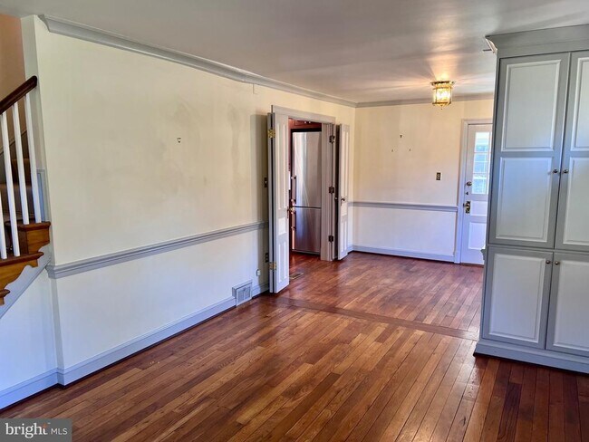 Photo - 2525 N George Mason Dr