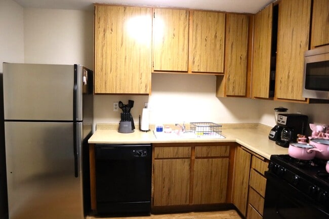 Photo - 7227 Empress Dr