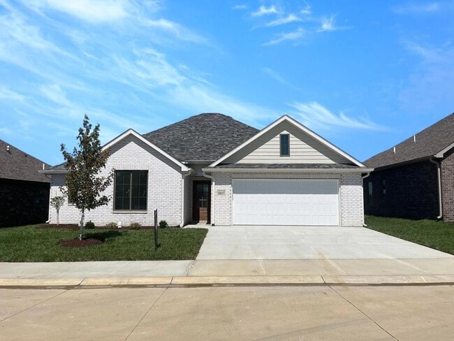 Building Photo - 1817 Wes Milligan Ln