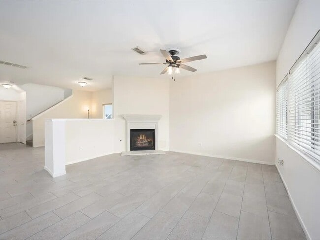 Photo - 20827 Settlers Lake Cir N