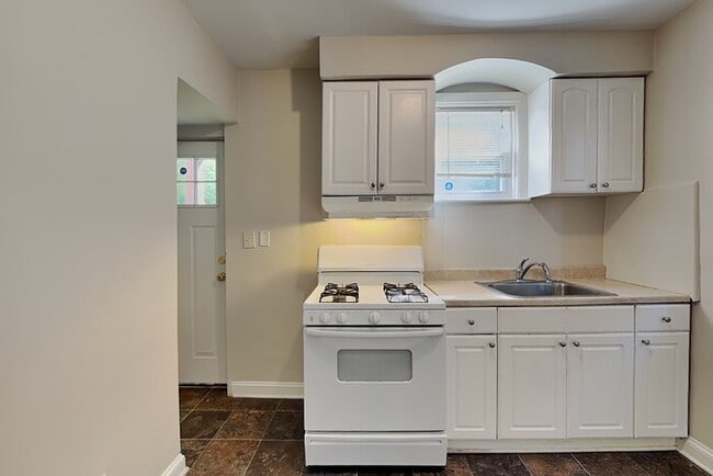 Photo - 3802 Biddison Ln