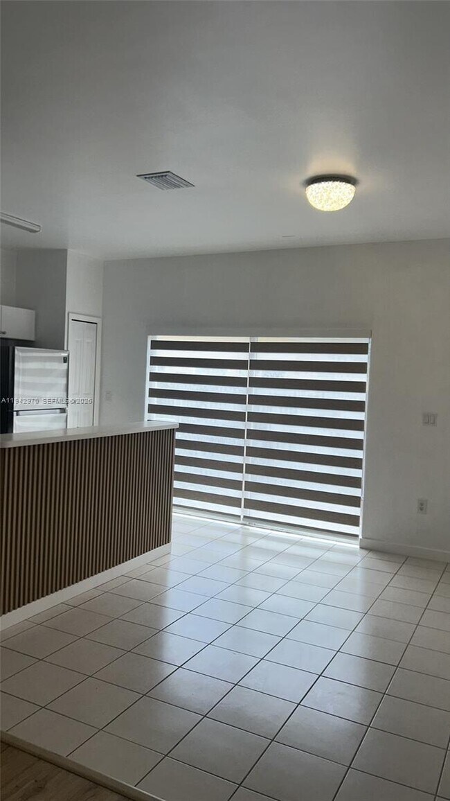 Photo - 10740 NW 83rd St