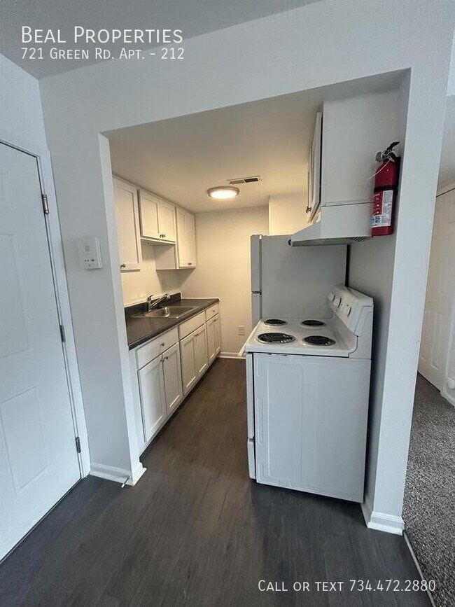 Photo - 721 Green Rd Unidad 212