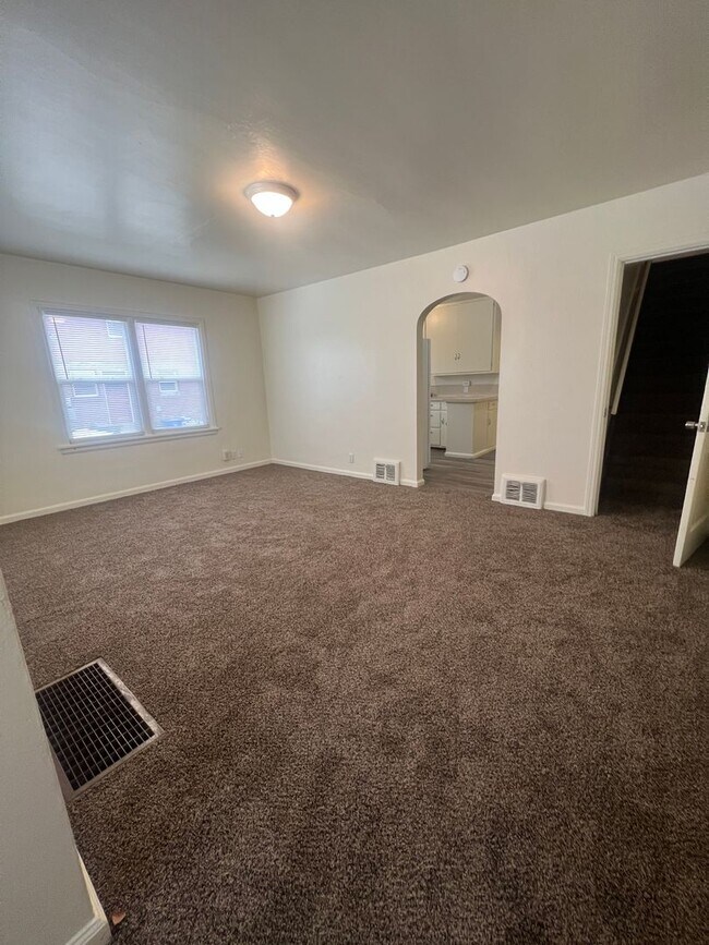 Photo - 1024-1026 E Bridger St Unit 1024 E Bridger