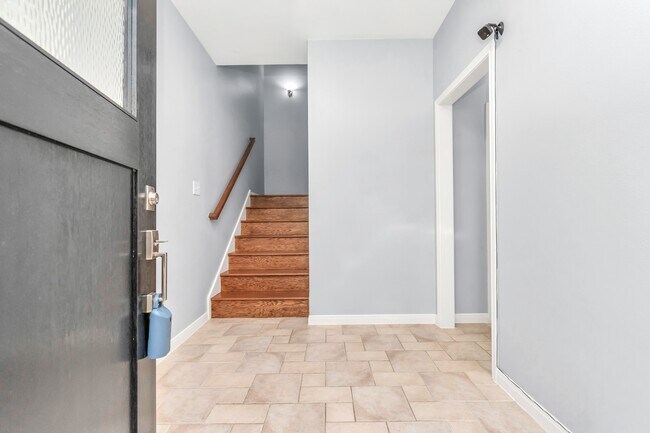 Photo - 2901 W Dallas St