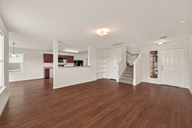 Photo - 726 Horseshoe Springs Ln