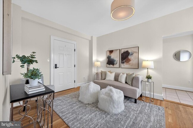 Photo - 3446 Connecticut Ave NW Unidad 305