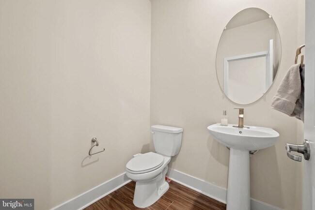 Photo - 1281 Backbone Wy