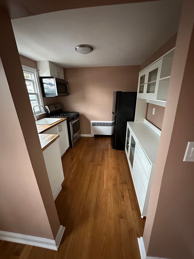 Building Photo - 40 Carnegie Ave Unit FL 2