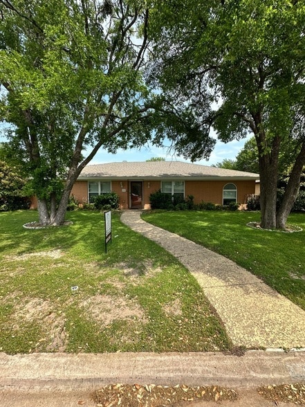 Building Photo - 502 Spring Willow Dr Rental