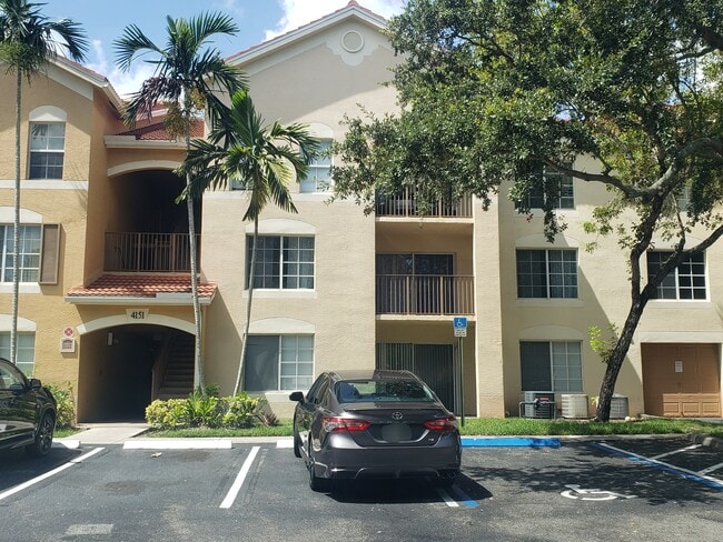 Building Photo - 4151 San Marino Blvd Unit 203