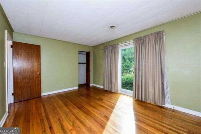 Photo - 2745 Old Concord Rd SE